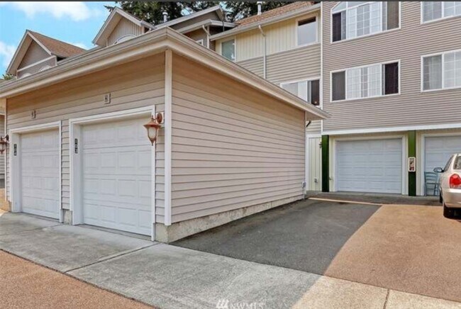 Photo - 7818 227th St SW Townhome
