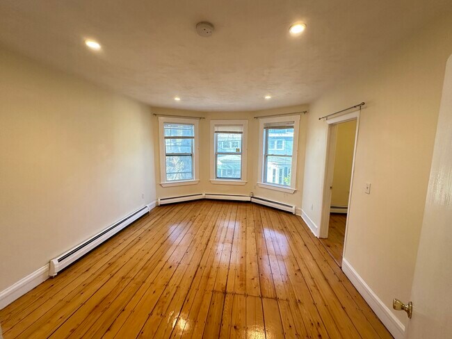Photo - 66 Pleasant St Unidad 2