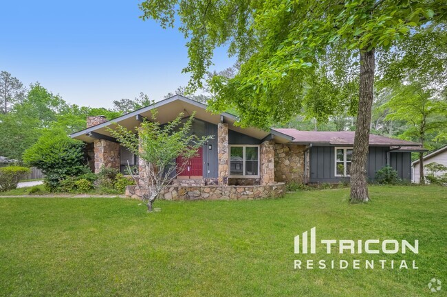 Building Photo - 2544 Highland Dr SE Rental