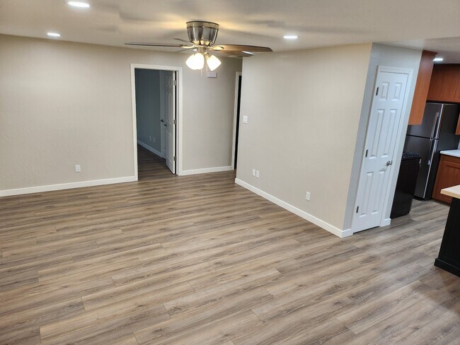 Photo - 17507 S Highland Ave