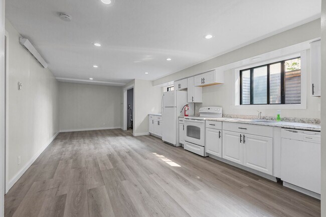 Photo - Y725AT Unidad # 2