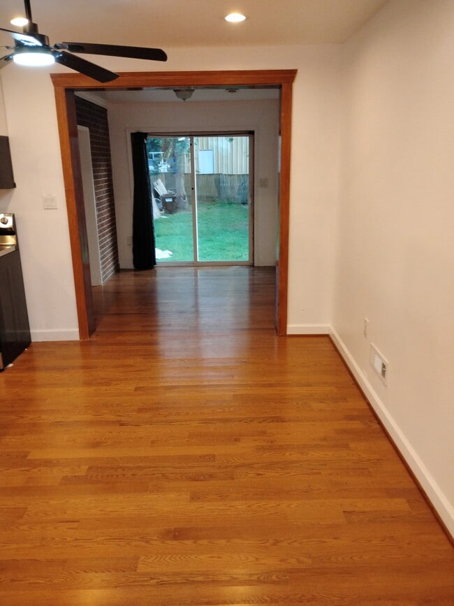 Photo - 108 Irving St
