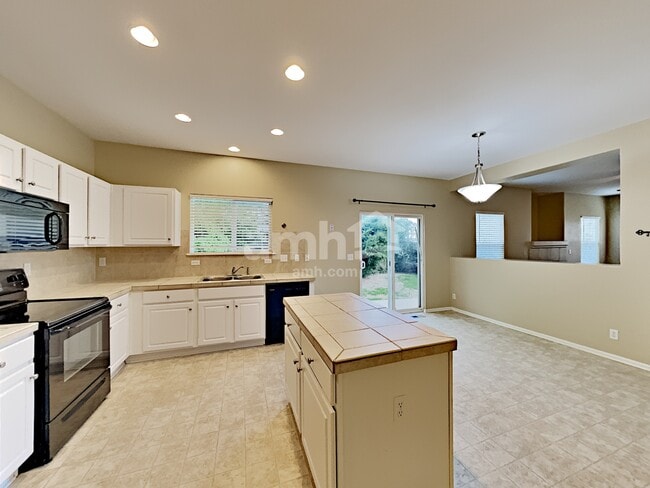 Photo - 13954 Ivy St