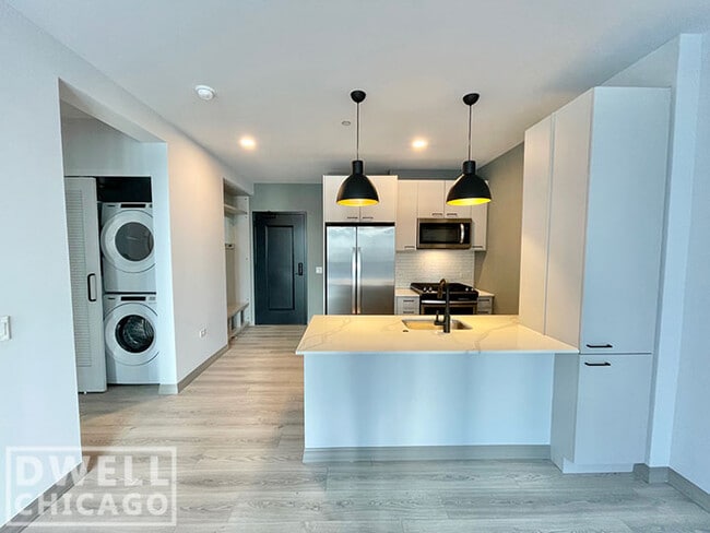 Photo - 2100 N Elston Ave