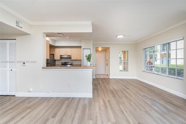 Photo - 2482 Centergate Dr Unit 101