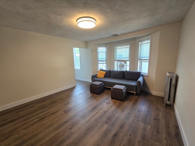 19 Vernon St Unit 19-2 Vernon Street