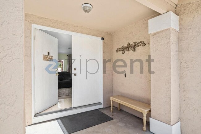 Photo - Unit