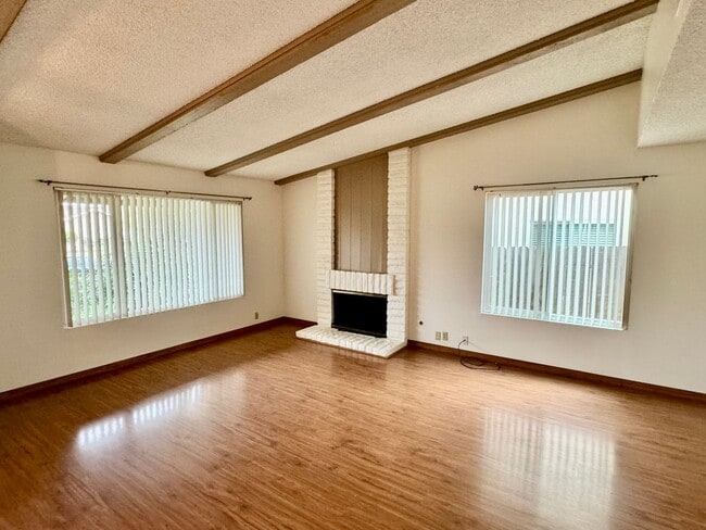 Photo - Spacious Single Story Upgraded Home