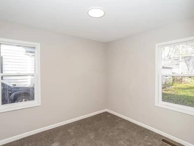 Building Photo - 23321 Vassar Ave Rental