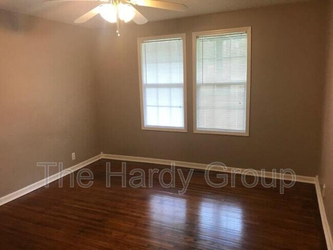 Photo - 300 E Fort St