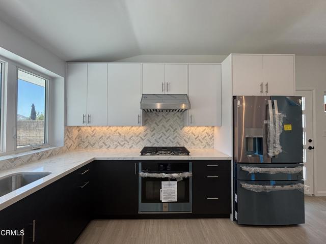 2230 Sherwood Pl