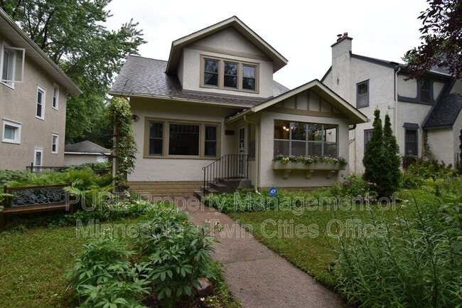 Photo - 2727 Queen Ave N Condo Unit 1