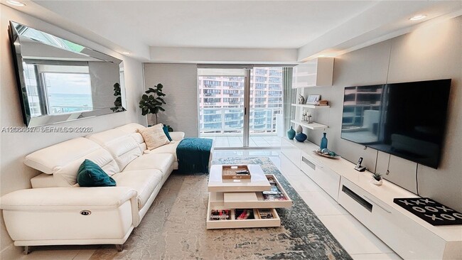 Photo - 5161 Collins Ave Unit 1003