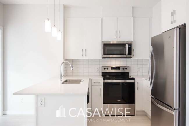 Photo - 812-812 Welsh Dr