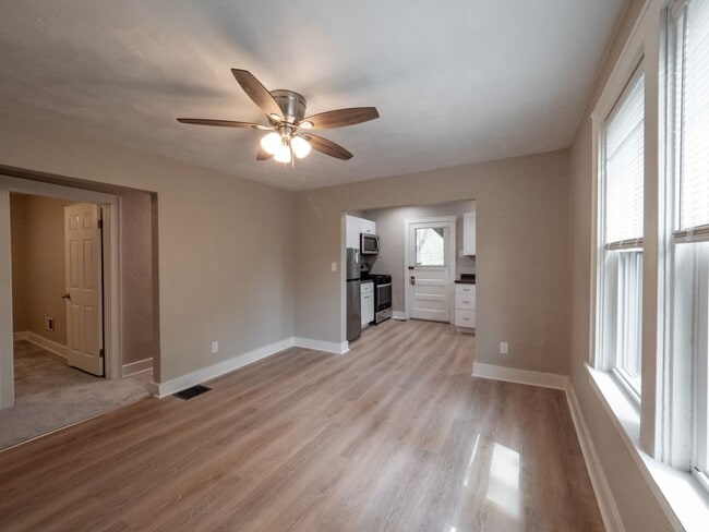 Photo - 1615 Aurelius St Unit 3