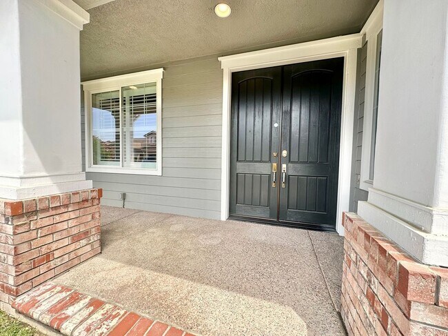 694 Andrew Ct