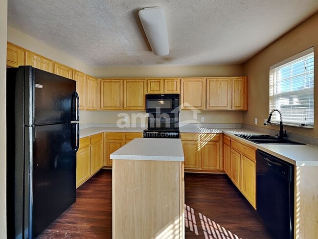 Photo - 3128 Hidden Creek Dr