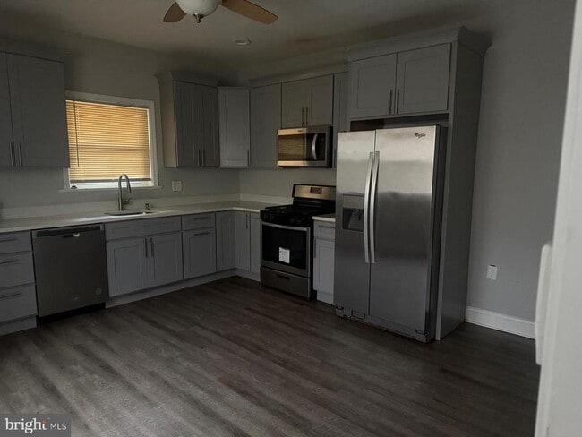 Photo - 1147 Indiana Ave