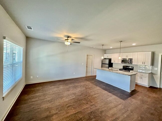 Photo - Cottages at 76