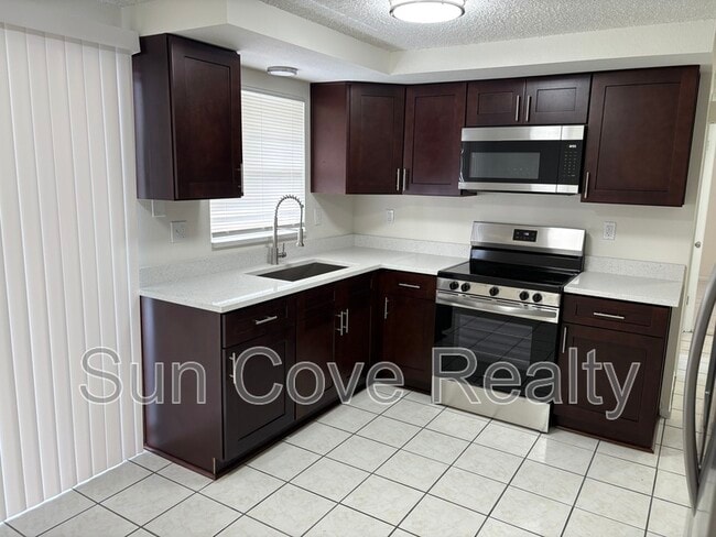 Photo - 4616 Ackerman St