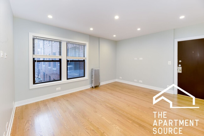 Photo - 516 W Cornelia Ave Unit 110