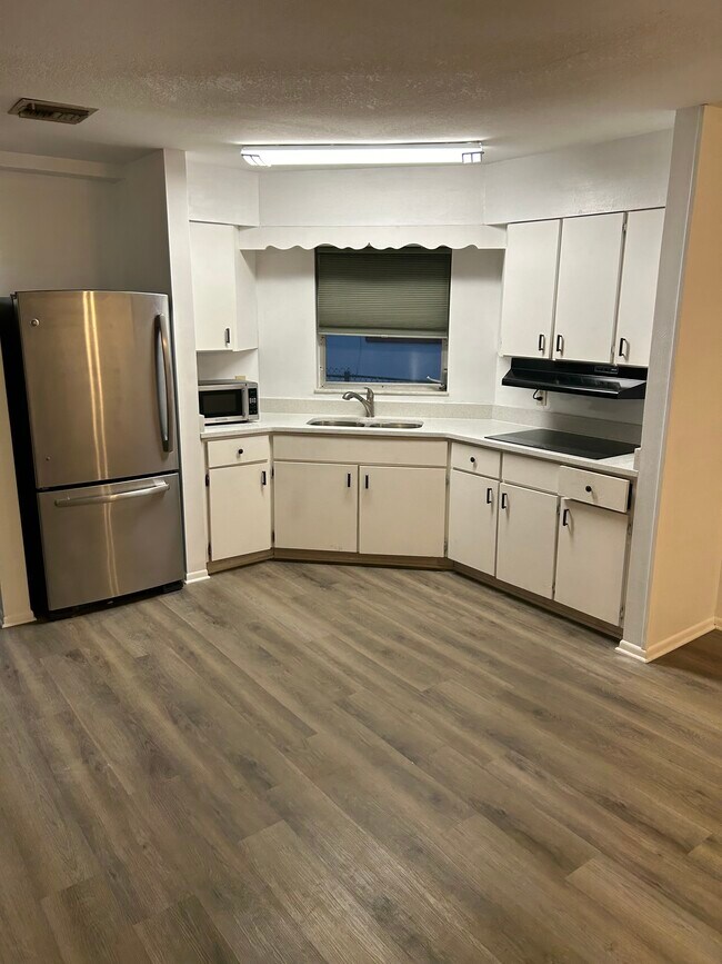 Photo - 117 E Coleman Cir Unidad 1