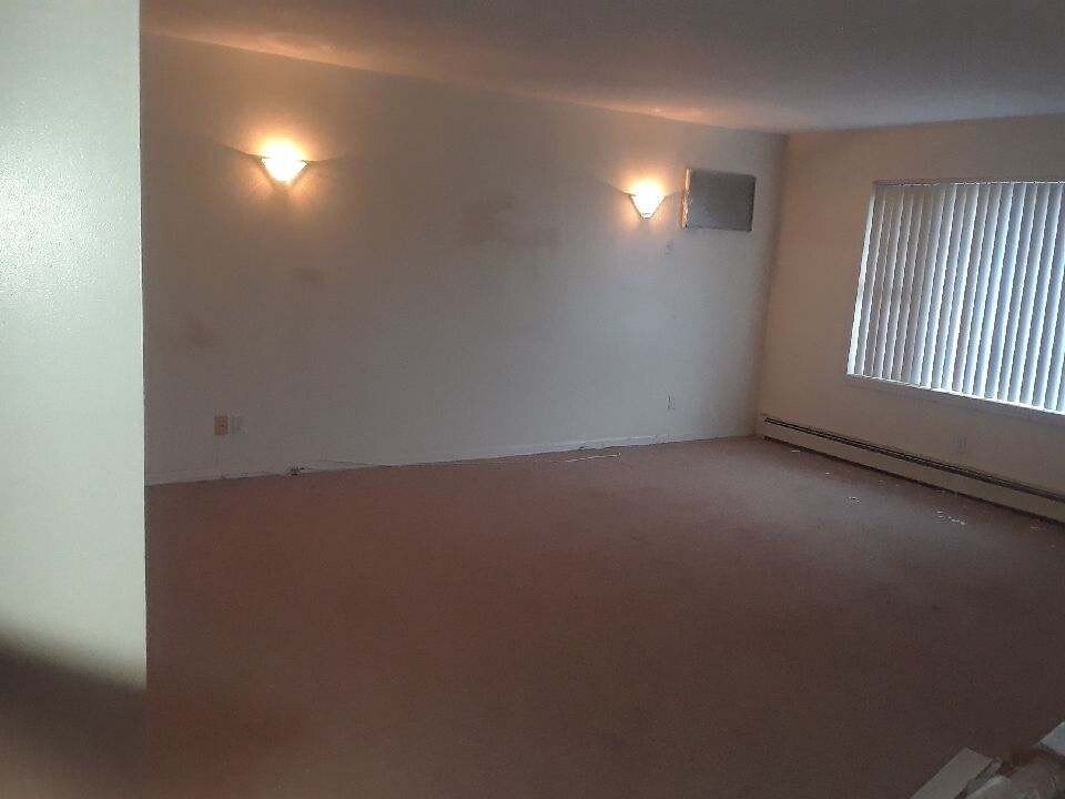 Livingroom - 113 S 12th Ave (Mount Vernon, NY)