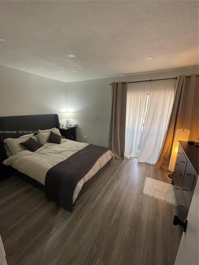 Photo - 5962 W 18th Ave