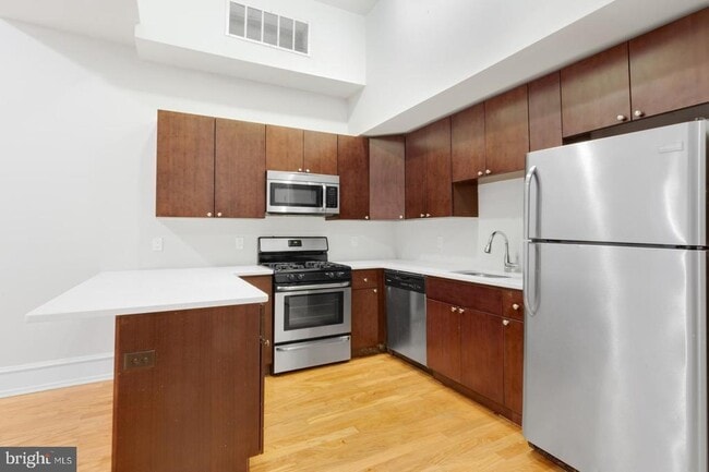 Photo - 2136 E Dauphin St Apartment Unit 101