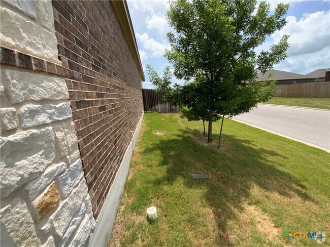 Building Photo - 6017 Worthing Dr Rental