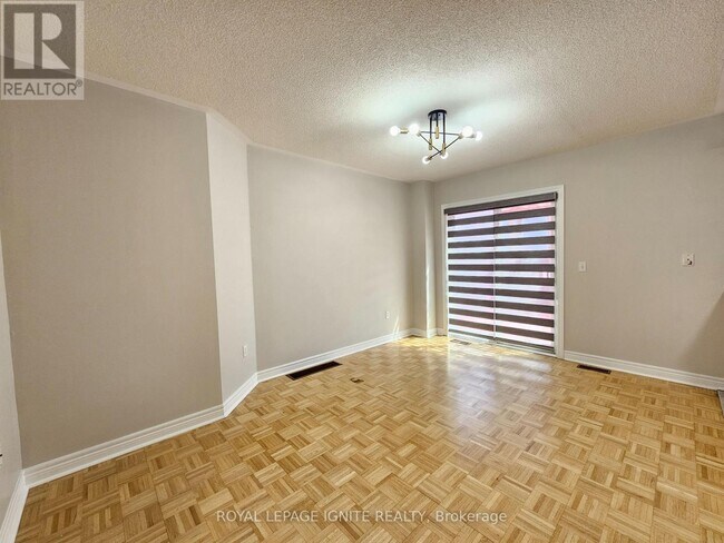 Photo - 83 Checkerberry Crescent