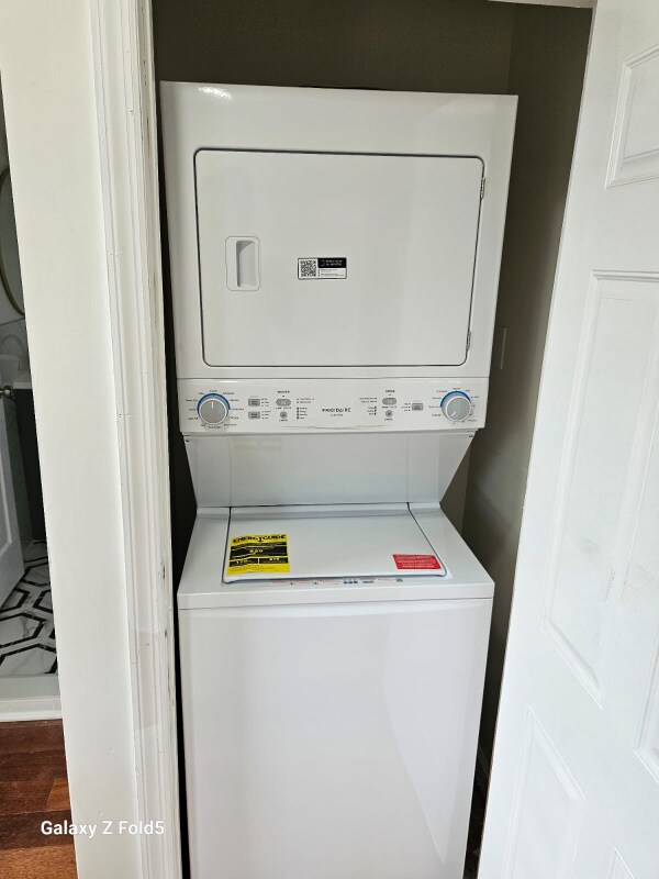 Photo - 424 Leslie St Unit 3