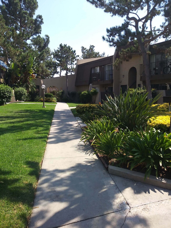Gorgous walkways between buildings and apartments at Teton Pines Apartments in Escondido, California.
