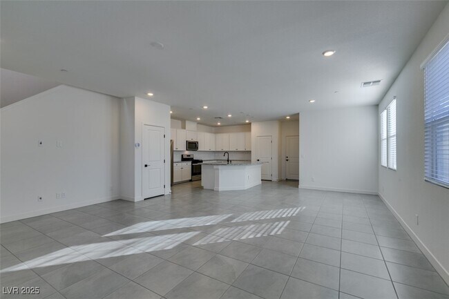 Photo - 3723 Trancoso Ave