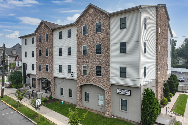 1028 Philadelphia St - The Penn Quarters-Main Street Apartments