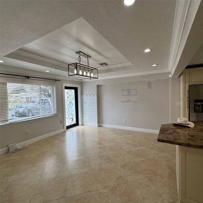 Photo - 4261 SW 22nd St