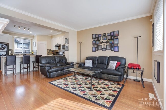 Photo - Gorgeous and Spacious 3 Bedroom 2.5 Bathroom Townhome in Cloverdale Surrey Unit 31