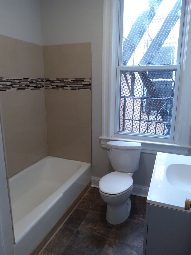 Photo - 2920 N Calvert St Unit 2R