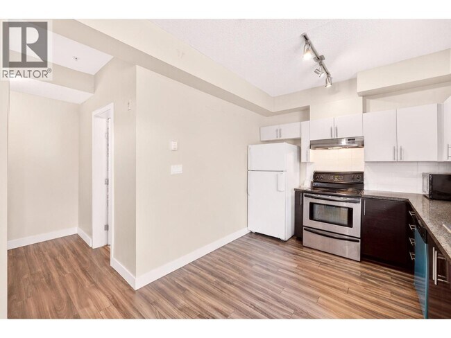 5692 Kings Rd Unit 1xx