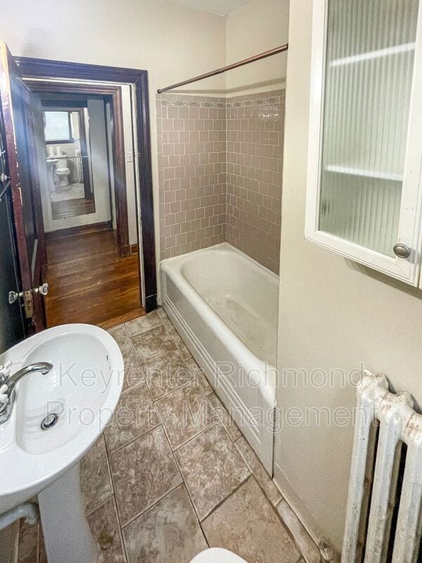 Photo - 2806 Hawthorne Ave Unit 1