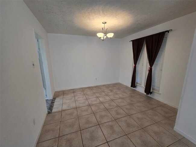 Photo - 9802 Sagepike Dr