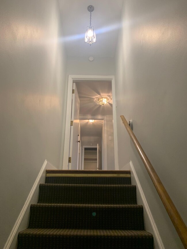 Photo - 8008 Delmar Blvd Unit Upper