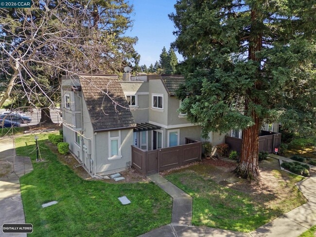 Photo - 102 Luna Grande Cir Unit 5