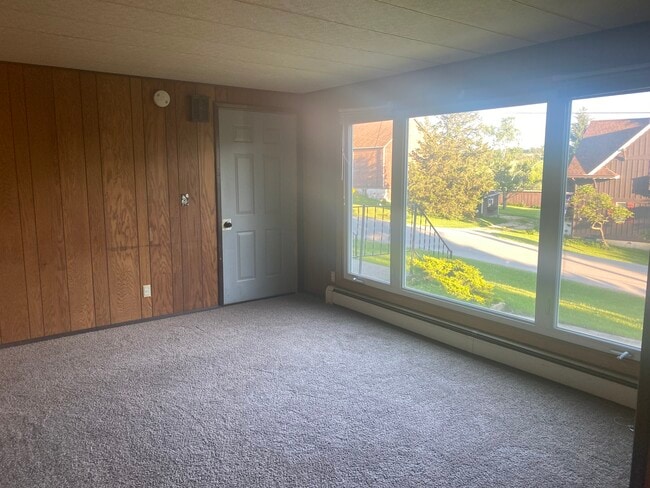 Photo - 326 Menomonee St Unidad #4