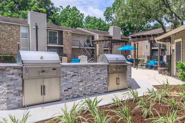 Oak Run Manor Apartments