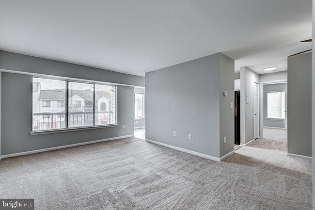 Photo - 9569 Coggs Bill Dr Unit 303