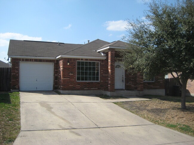 NICE 3 BR HOME W/ COUNTRY KITCHEN*CERAMIC ... - NICE 3 BR HOME W/ COUNTRY KITCHEN*CERAMIC ...