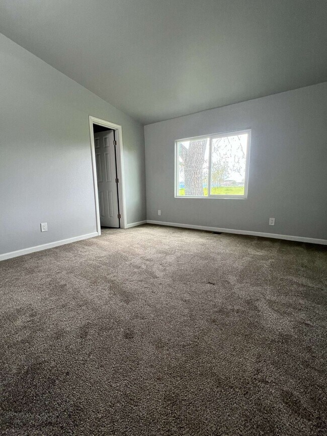 Photo - 1932 9th Ave