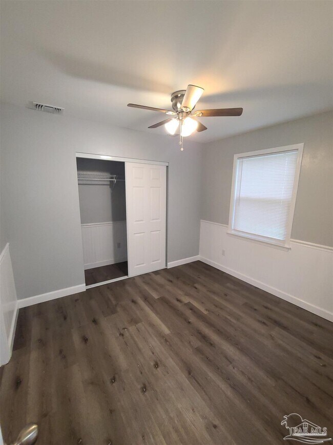 Photo - 8712 Fowler Ave