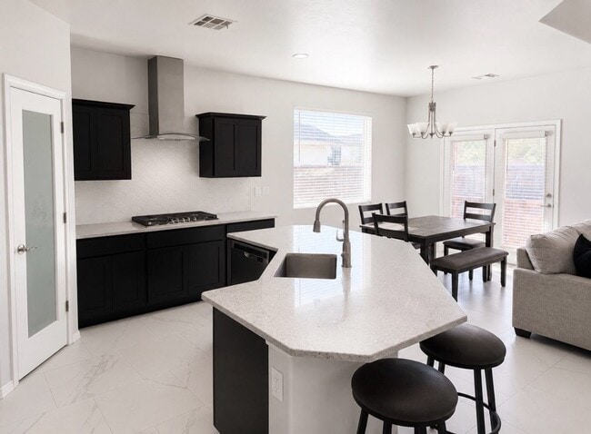 Photo - odern Living, Prime Location, Endless Convenience